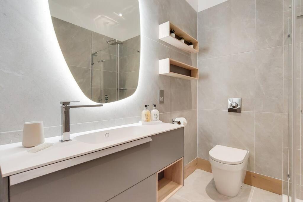 11 Borough Apartments - Bright & Spacious 2-Bed Near London Bridge Exterior foto