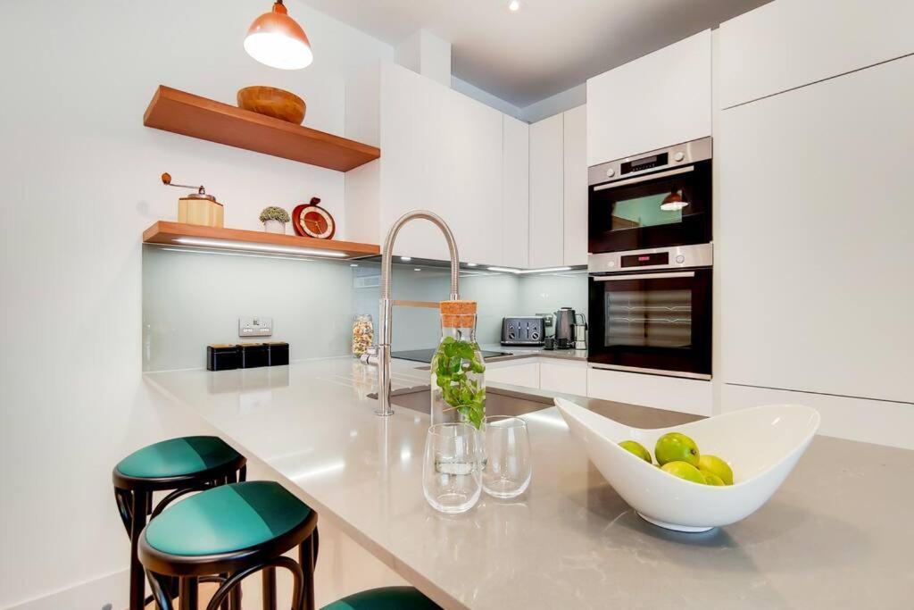 11 Borough Apartments - Bright & Spacious 2-Bed Near London Bridge Exterior foto